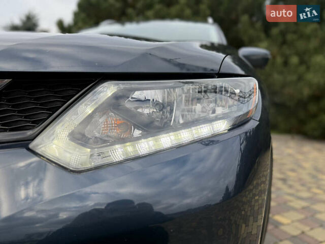 Синий Ниссан Rogue, объемом двигателя 2.5 л и пробегом 140 тыс. км за 12500 $, фото 5 на Automoto.ua