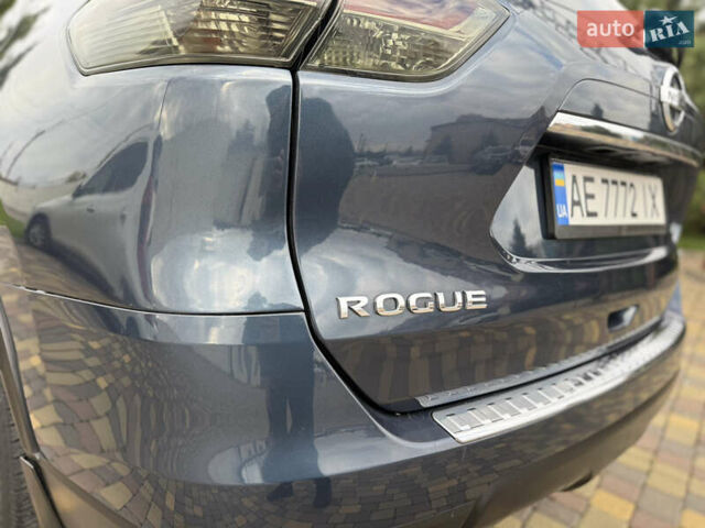 Синий Ниссан Rogue, объемом двигателя 2.5 л и пробегом 140 тыс. км за 12500 $, фото 28 на Automoto.ua