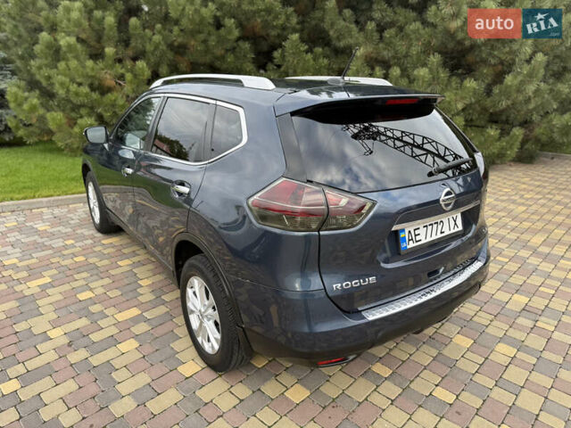 Синий Ниссан Rogue, объемом двигателя 2.5 л и пробегом 140 тыс. км за 12500 $, фото 18 на Automoto.ua