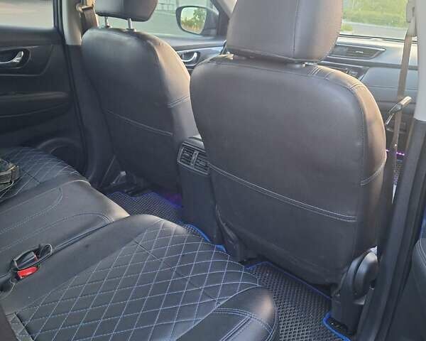 Синий Ниссан Rogue, объемом двигателя 2.49 л и пробегом 101 тыс. км за 16000 $, фото 6 на Automoto.ua