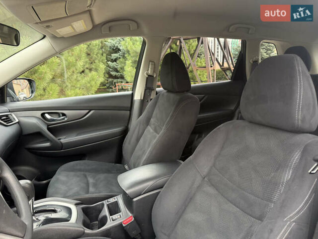 Синий Ниссан Rogue, объемом двигателя 2.5 л и пробегом 140 тыс. км за 12500 $, фото 33 на Automoto.ua