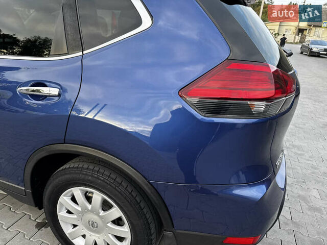 Синий Ниссан Rogue, объемом двигателя 2.49 л и пробегом 98 тыс. км за 13800 $, фото 21 на Automoto.ua