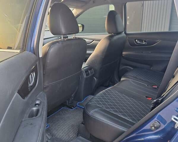 Синий Ниссан Rogue, объемом двигателя 2.49 л и пробегом 101 тыс. км за 16000 $, фото 11 на Automoto.ua