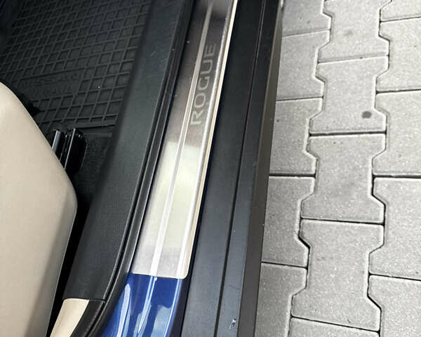 Синий Ниссан Rogue, объемом двигателя 2.49 л и пробегом 98 тыс. км за 13800 $, фото 33 на Automoto.ua