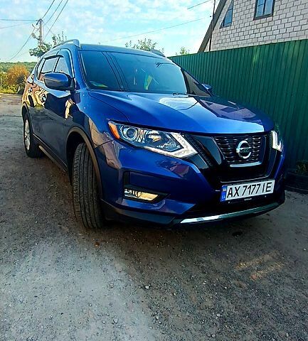 Синий Ниссан Rogue, объемом двигателя 2.5 л и пробегом 99 тыс. км за 15800 $, фото 1 на Automoto.ua