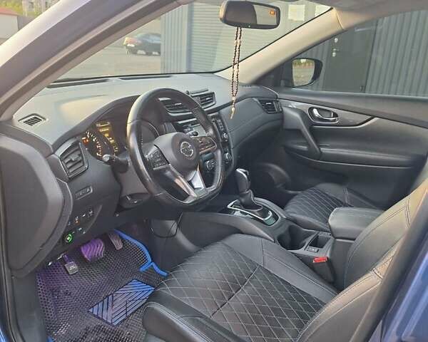 Синий Ниссан Rogue, объемом двигателя 2.49 л и пробегом 101 тыс. км за 16000 $, фото 9 на Automoto.ua