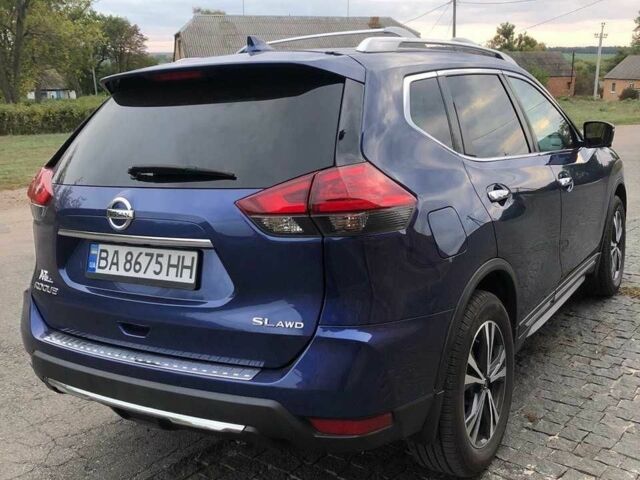 Синий Ниссан Rogue, объемом двигателя 2.5 л и пробегом 183 тыс. км за 16500 $, фото 1 на Automoto.ua