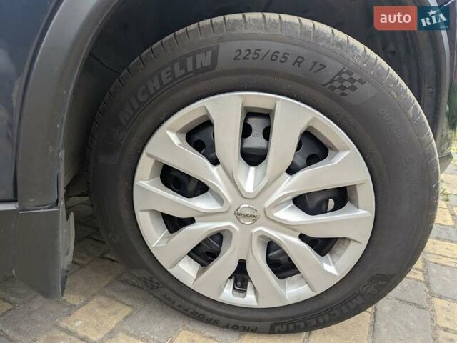 Синій Ніссан Rogue, об'ємом двигуна 2.5 л та пробігом 160 тис. км за 11300 $, фото 4 на Automoto.ua