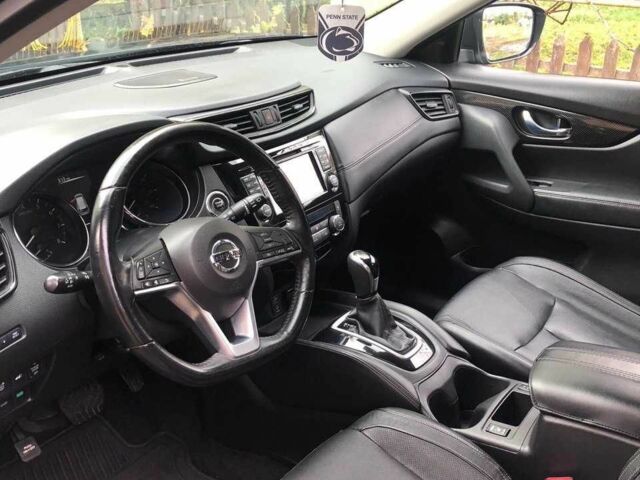 Синий Ниссан Rogue, объемом двигателя 2.5 л и пробегом 183 тыс. км за 16500 $, фото 4 на Automoto.ua