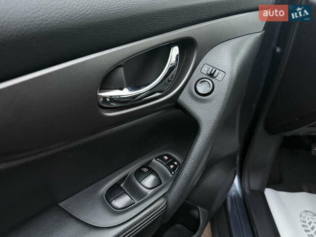 Синій Ніссан Rogue, об'ємом двигуна 2.49 л та пробігом 162 тис. км за 13999 $, фото 21 на Automoto.ua