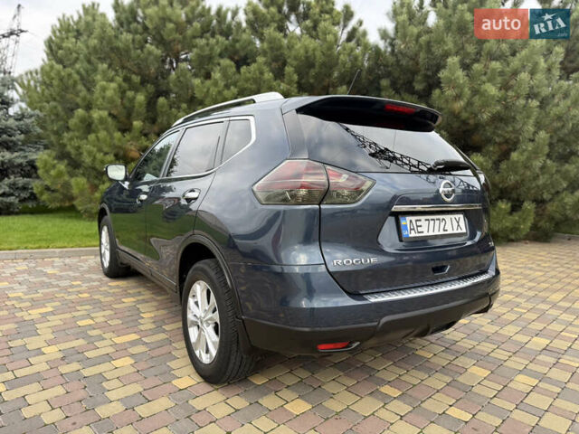 Синий Ниссан Rogue, объемом двигателя 2.5 л и пробегом 140 тыс. км за 12500 $, фото 16 на Automoto.ua