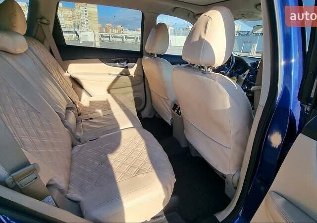 Синий Ниссан Rogue, объемом двигателя 2.49 л и пробегом 113 тыс. км за 14300 $, фото 7 на Automoto.ua