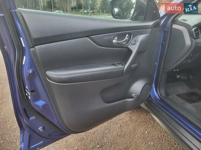 Синий Ниссан Rogue, объемом двигателя 2.49 л и пробегом 189 тыс. км за 11990 $, фото 11 на Automoto.ua