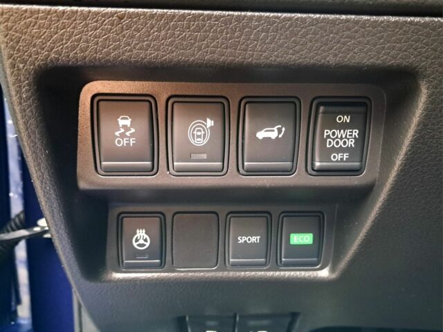 Синий Ниссан Rogue, объемом двигателя 2.5 л и пробегом 194 тыс. км за 13750 $, фото 14 на Automoto.ua