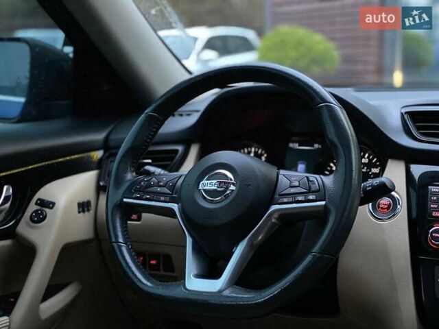 Ниссан Rogue 2017 в Львове на Automoto.ua Синий Ниссан Rogue, объемом двигателя 2.49 л и пробегом 137 тыс. км за 17500 $, фото 11 на Automoto.ua