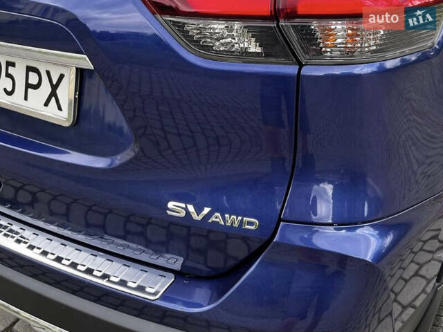 Синий Ниссан Rogue, объемом двигателя 2.49 л и пробегом 140 тыс. км за 14200 $, фото 5 на Automoto.ua