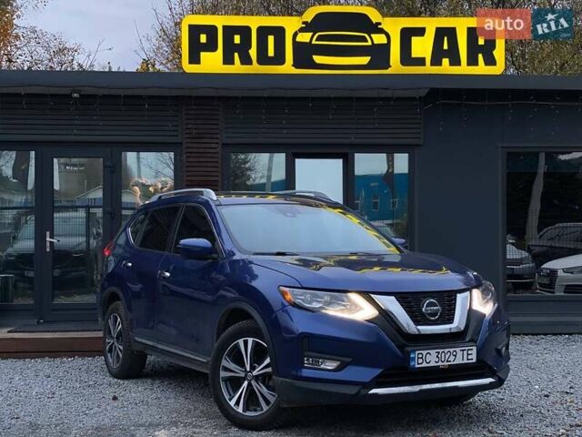 Ниссан Rogue 2017 в Львове на Automoto.ua Синий Ниссан Rogue, объемом двигателя 2.49 л и пробегом 137 тыс. км за 17500 $, фото 1 на Automoto.ua