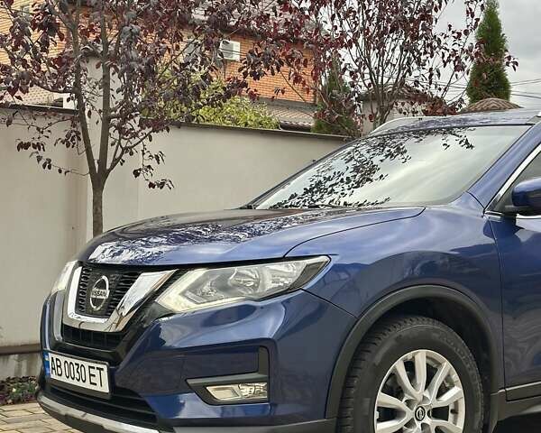 Синий Ниссан Rogue, объемом двигателя 2.5 л и пробегом 181 тыс. км за 13999 $, фото 4 на Automoto.ua