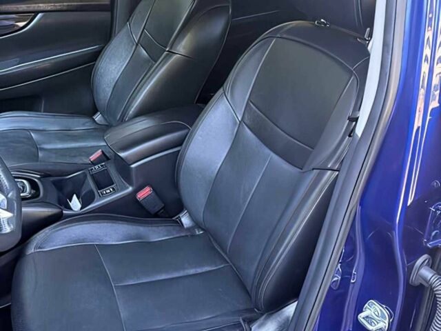 Синий Ниссан Rogue, объемом двигателя 2.5 л и пробегом 57 тыс. км за 5600 $, фото 8 на Automoto.ua