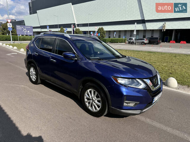 Синий Ниссан Rogue, объемом двигателя 2.49 л и пробегом 88 тыс. км за 15000 $, фото 1 на Automoto.ua