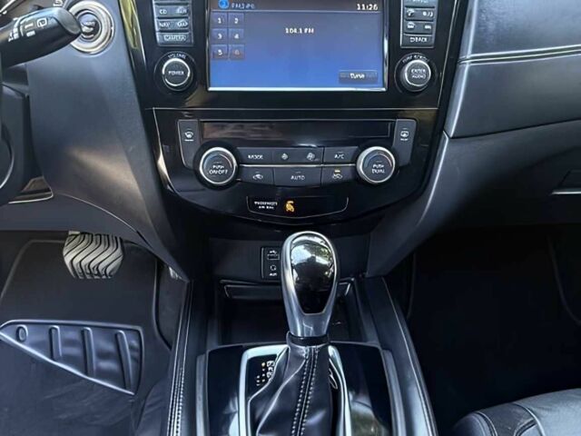 Синий Ниссан Rogue, объемом двигателя 2.5 л и пробегом 57 тыс. км за 5600 $, фото 10 на Automoto.ua