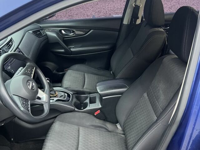 Синий Ниссан Rogue, объемом двигателя 2.5 л и пробегом 134 тыс. км за 13700 $, фото 7 на Automoto.ua