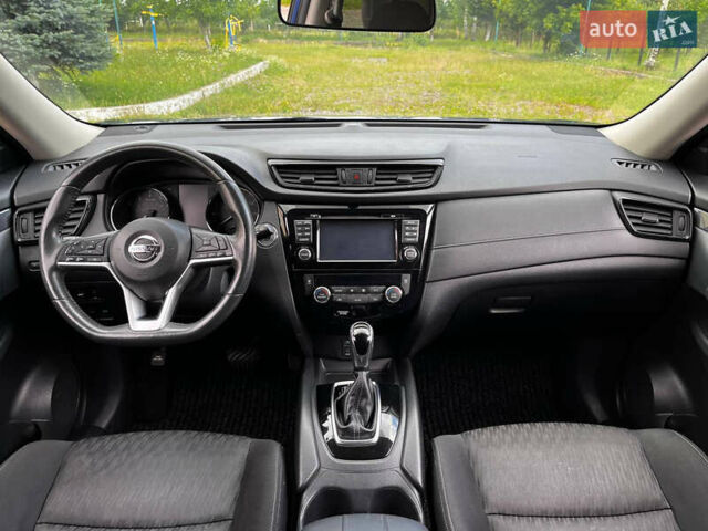 Синий Ниссан Rogue, объемом двигателя 2.49 л и пробегом 140 тыс. км за 14200 $, фото 13 на Automoto.ua