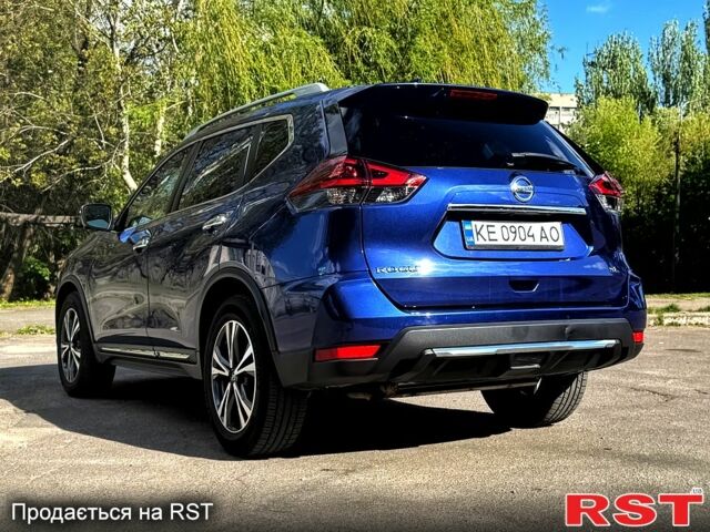 Синий Ниссан Rogue, объемом двигателя 2.5 л и пробегом 124 тыс. км за 16500 $, фото 4 на Automoto.ua