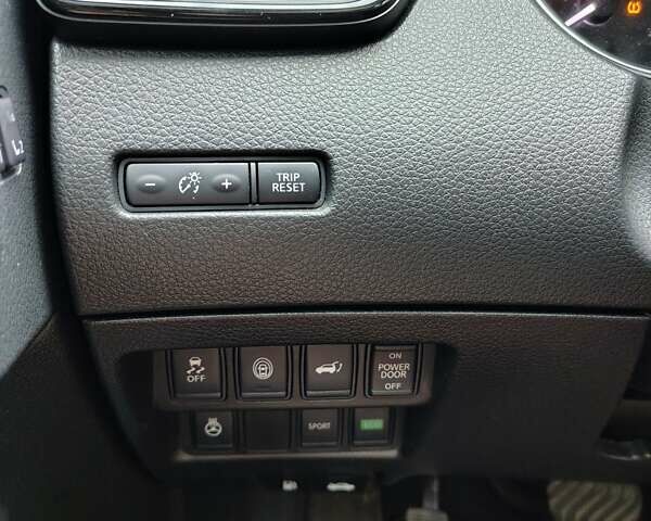 Синій Ніссан Rogue, об'ємом двигуна 2.49 л та пробігом 152 тис. км за 17250 $, фото 11 на Automoto.ua