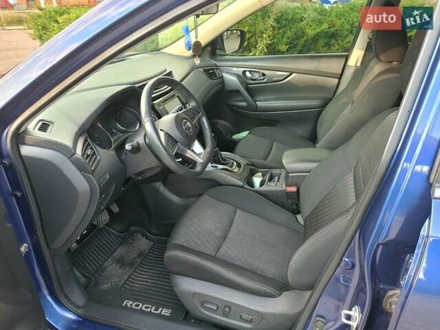 Синий Ниссан Rogue, объемом двигателя 2.49 л и пробегом 150 тыс. км за 15800 $, фото 11 на Automoto.ua