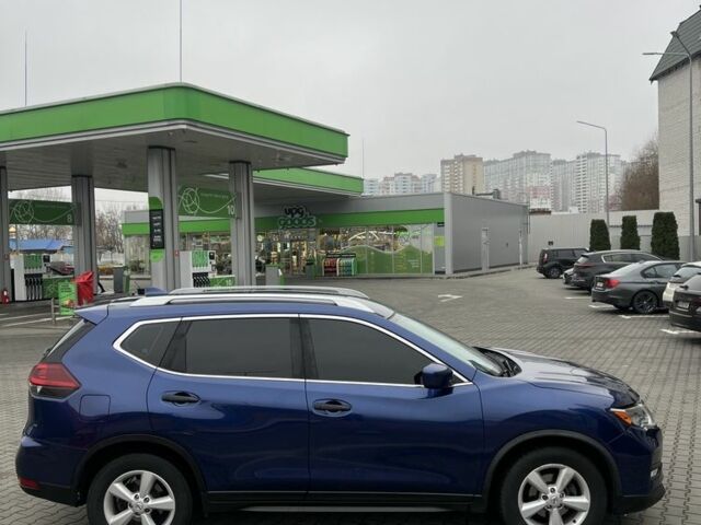 Синий Ниссан Rogue, объемом двигателя 2.5 л и пробегом 134 тыс. км за 13700 $, фото 4 на Automoto.ua