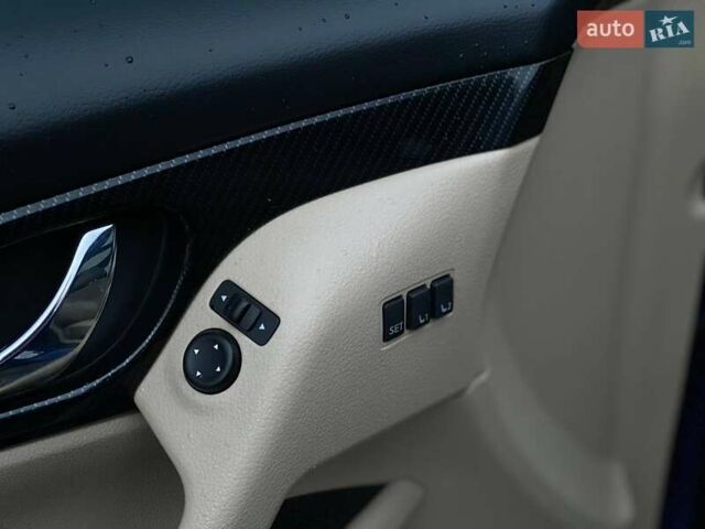 Ниссан Rogue 2017 в Львове на Automoto.ua Синий Ниссан Rogue, объемом двигателя 2.49 л и пробегом 137 тыс. км за 17500 $, фото 19 на Automoto.ua