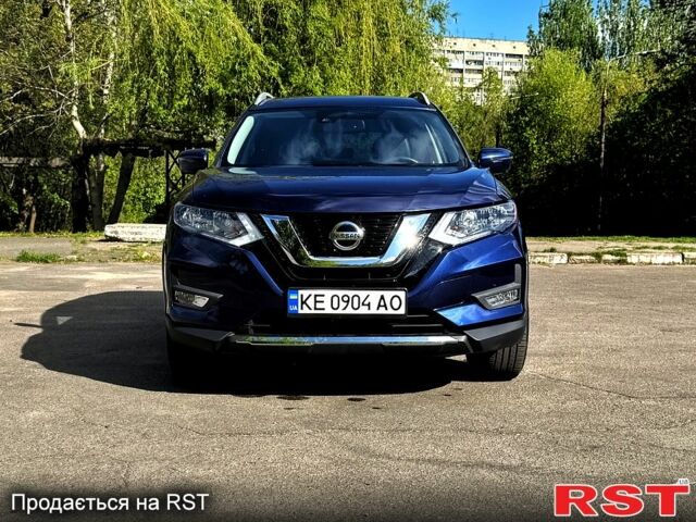 Синий Ниссан Rogue, объемом двигателя 2.5 л и пробегом 124 тыс. км за 16500 $, фото 1 на Automoto.ua