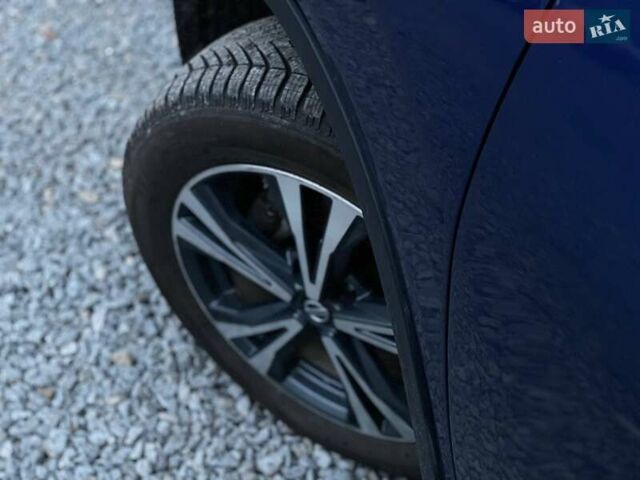 Ниссан Rogue 2017 в Львове на Automoto.ua Синий Ниссан Rogue, объемом двигателя 2.49 л и пробегом 137 тыс. км за 17500 $, фото 5 на Automoto.ua