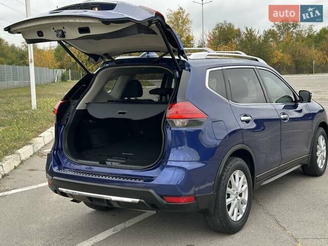Синий Ниссан Rogue, объемом двигателя 2.5 л и пробегом 194 тыс. км за 14800 $, фото 4 на Automoto.ua