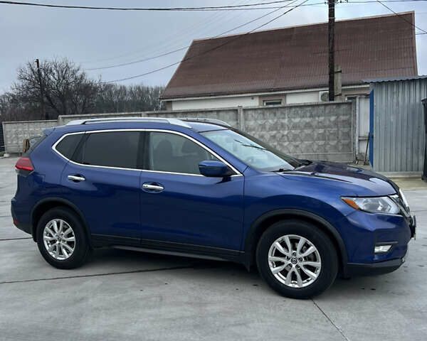 Синий Ниссан Rogue, объемом двигателя 2.49 л и пробегом 90 тыс. км за 15500 $, фото 6 на Automoto.ua