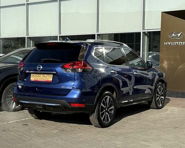 Синий Ниссан Rogue, объемом двигателя 2.5 л и пробегом 125 тыс. км за 15900 $, фото 3 на Automoto.ua