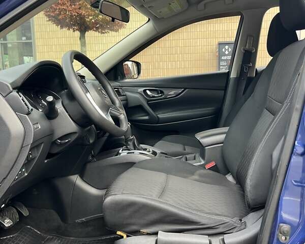 Синий Ниссан Rogue, объемом двигателя 2.49 л и пробегом 120 тыс. км за 14300 $, фото 5 на Automoto.ua