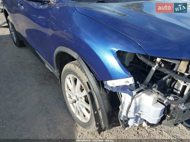 Синий Ниссан Rogue, объемом двигателя 2.5 л и пробегом 215 тыс. км за 8500 $, фото 4 на Automoto.ua