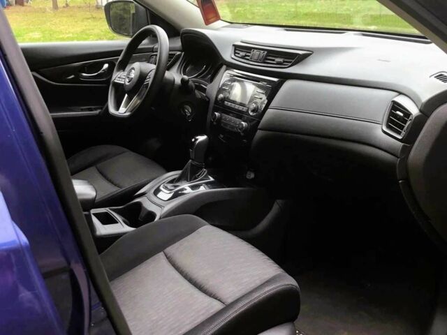 Синий Ниссан Rogue, объемом двигателя 2.5 л и пробегом 150 тыс. км за 11000 $, фото 8 на Automoto.ua