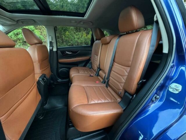 Синий Ниссан Rogue, объемом двигателя 2.5 л и пробегом 66 тыс. км за 3125 $, фото 10 на Automoto.ua