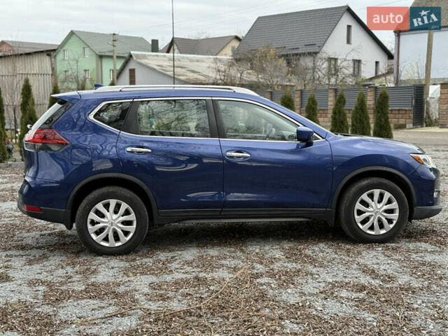 Синий Ниссан Rogue, объемом двигателя 2.5 л и пробегом 171 тыс. км за 12500 $, фото 6 на Automoto.ua