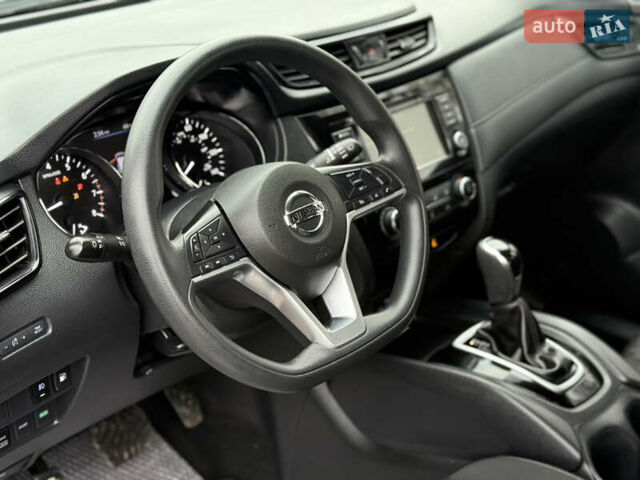Синий Ниссан Rogue, объемом двигателя 2.5 л и пробегом 171 тыс. км за 12500 $, фото 14 на Automoto.ua