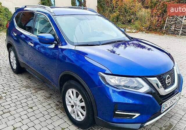 Синий Ниссан Rogue, объемом двигателя 2.49 л и пробегом 98 тыс. км за 15500 $, фото 2 на Automoto.ua