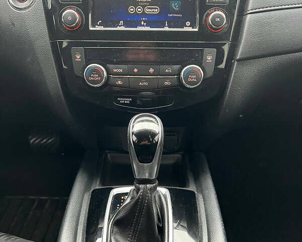 Синій Ніссан Rogue, об'ємом двигуна 2.49 л та пробігом 208 тис. км за 12850 $, фото 17 на Automoto.ua