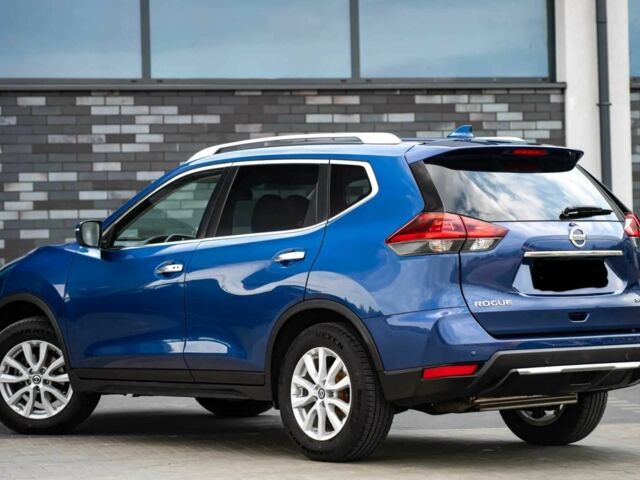 Синий Ниссан Rogue, объемом двигателя 2.5 л и пробегом 80 тыс. км за 10800 $, фото 7 на Automoto.ua