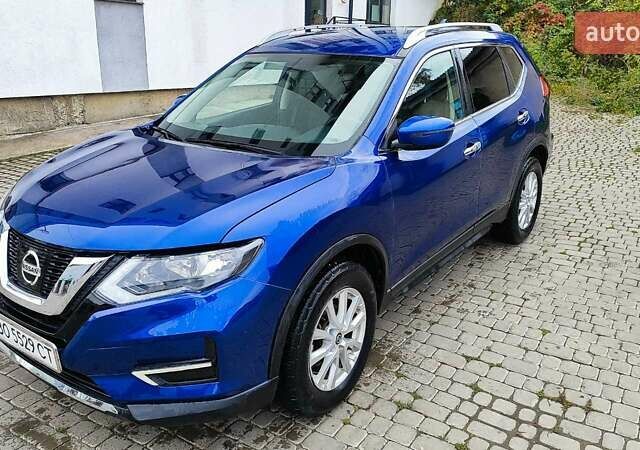 Синий Ниссан Rogue, объемом двигателя 2.49 л и пробегом 98 тыс. км за 15500 $, фото 1 на Automoto.ua