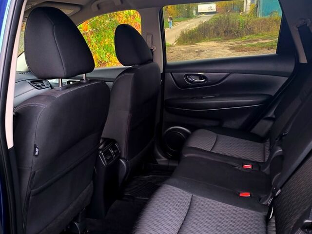 Синий Ниссан Rogue, объемом двигателя 2.5 л и пробегом 94 тыс. км за 17500 $, фото 7 на Automoto.ua