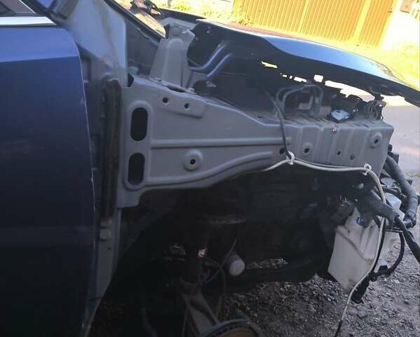 Синий Ниссан Rogue, объемом двигателя 2.49 л и пробегом 94 тыс. км за 17500 $, фото 2 на Automoto.ua