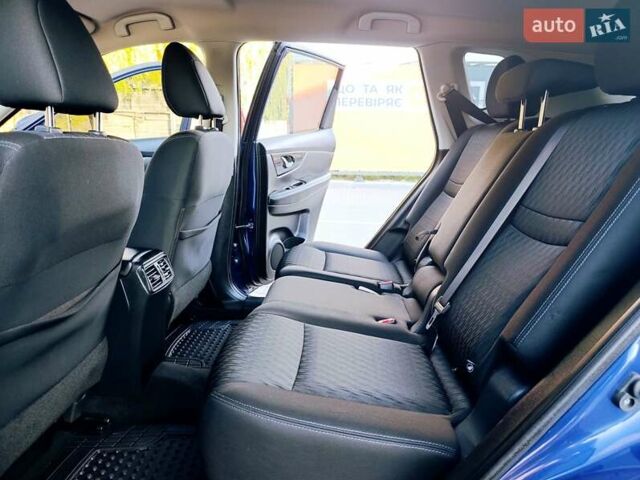 Синий Ниссан Rogue, объемом двигателя 2.5 л и пробегом 146 тыс. км за 14200 $, фото 14 на Automoto.ua